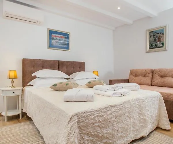 Boutique Kaliopi Alojamento de Acomodação e Pequeno-almoço 4*