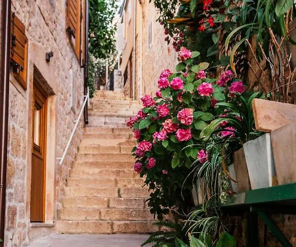 Boutique Kaliopi 4* هفار